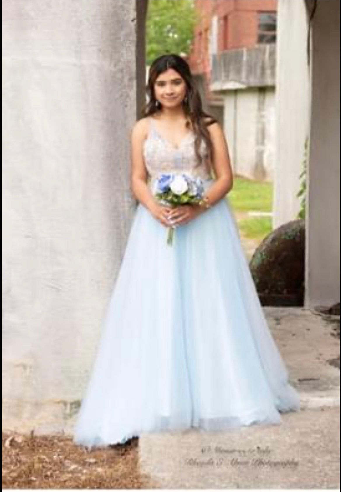 Size 4 Prom Blue Dress With Train on Queenly