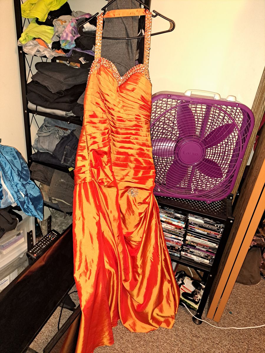 Plus Size 16 Prom Orange Cocktail Dress on Queenly
