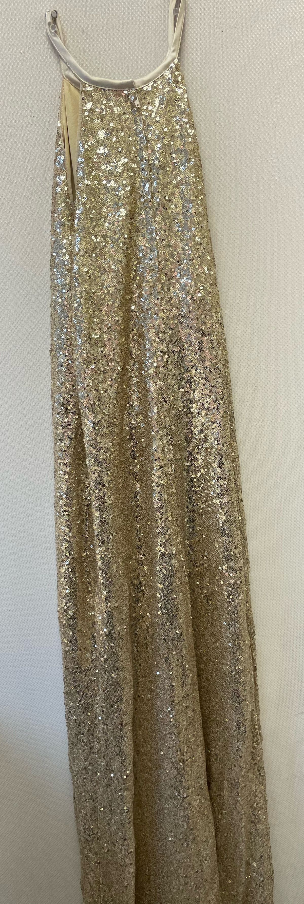 Plus Size 18 Prom Gold Floor Length Maxi on Queenly