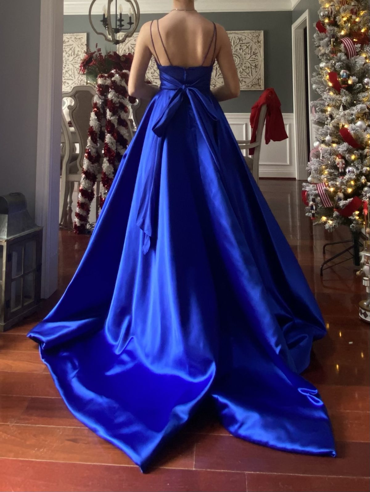 Sherri Hill Size 0 Prom Blue Dress With Train on Queenly
