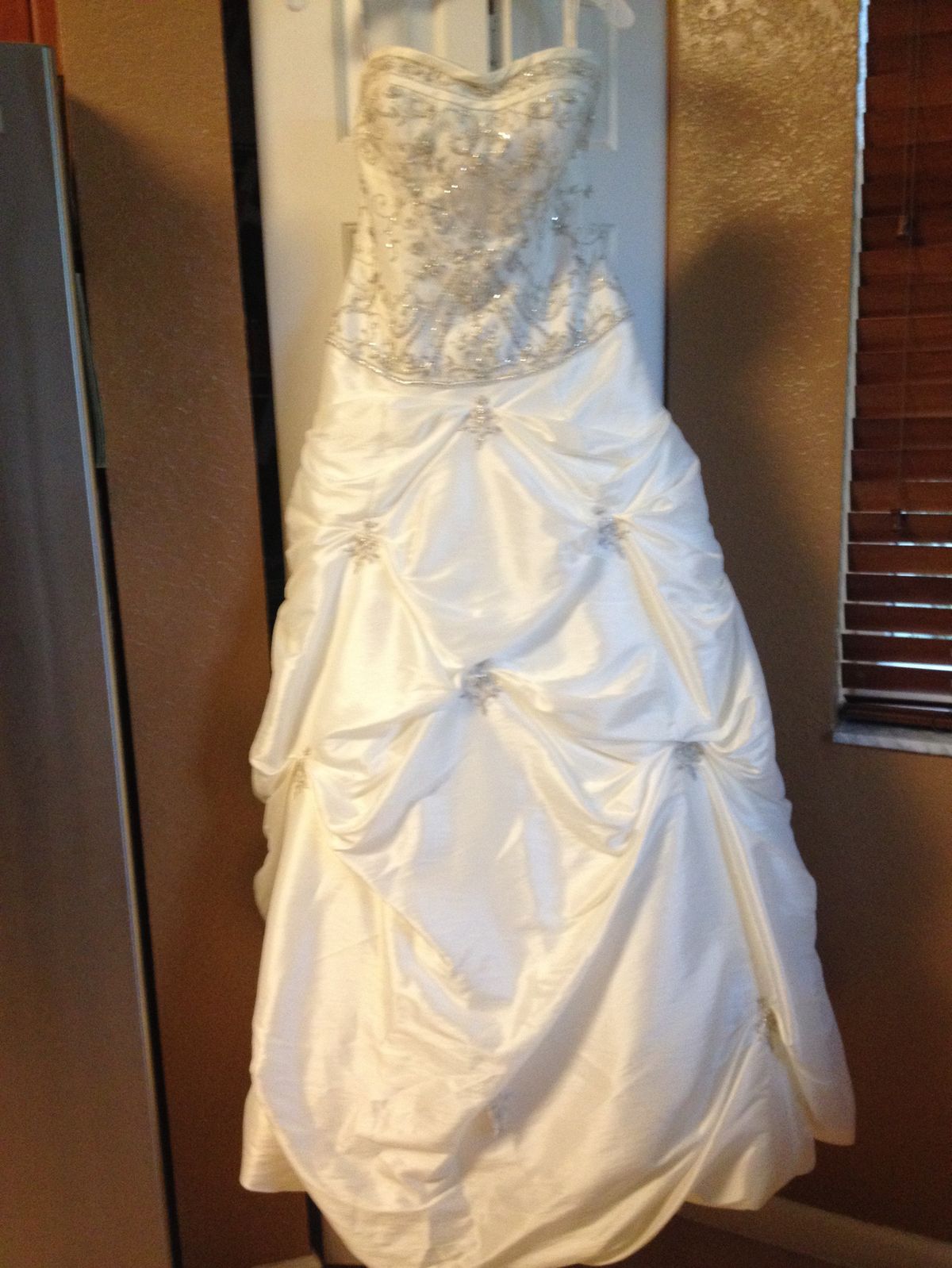 Allure Size 4 Wedding White Dress With Train on Queenly