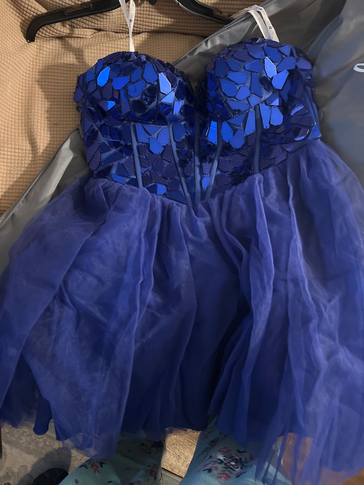 Jules & cleo Size 4 Prom Blue Ball Gown on Queenly