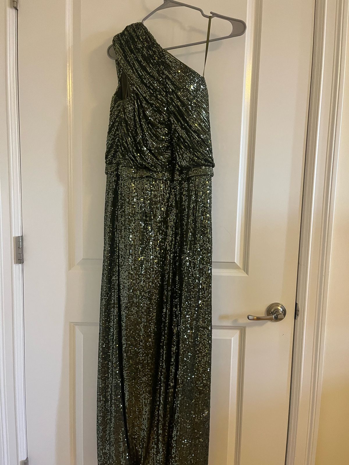 Mac Duggal Size 14 Prom Green Ball Gown on Queenly