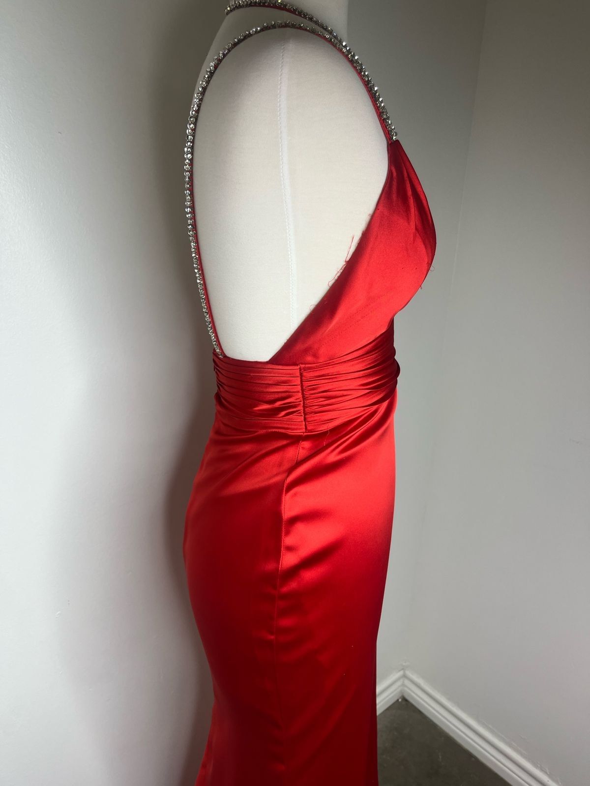 Jovani Size 0 Bridesmaid Plunge Satin Red Floor Length Maxi on Queenly