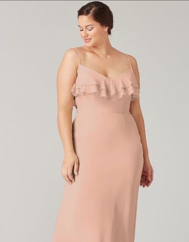 Kleinfeld Plus Size 20 Nude A-line Dress on Queenly