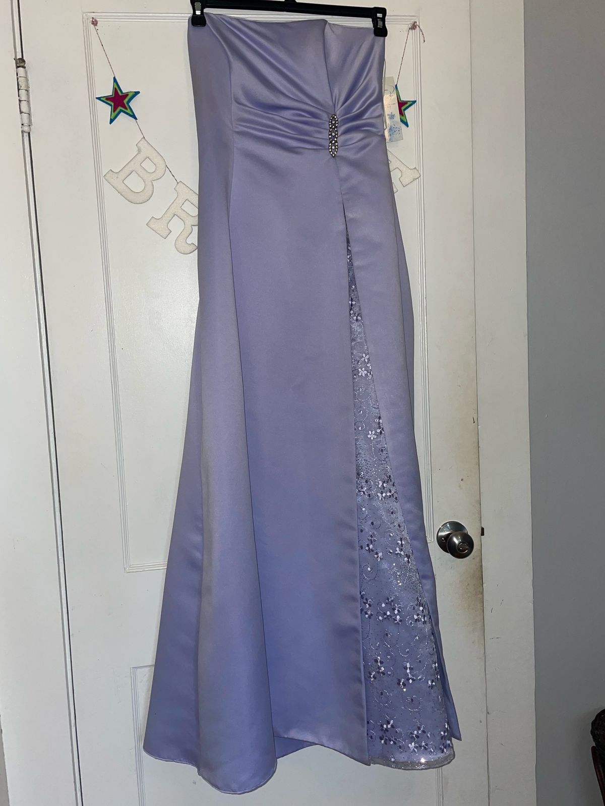 Victory Size 10 Prom Lace Purple A-line Dress on Queenly