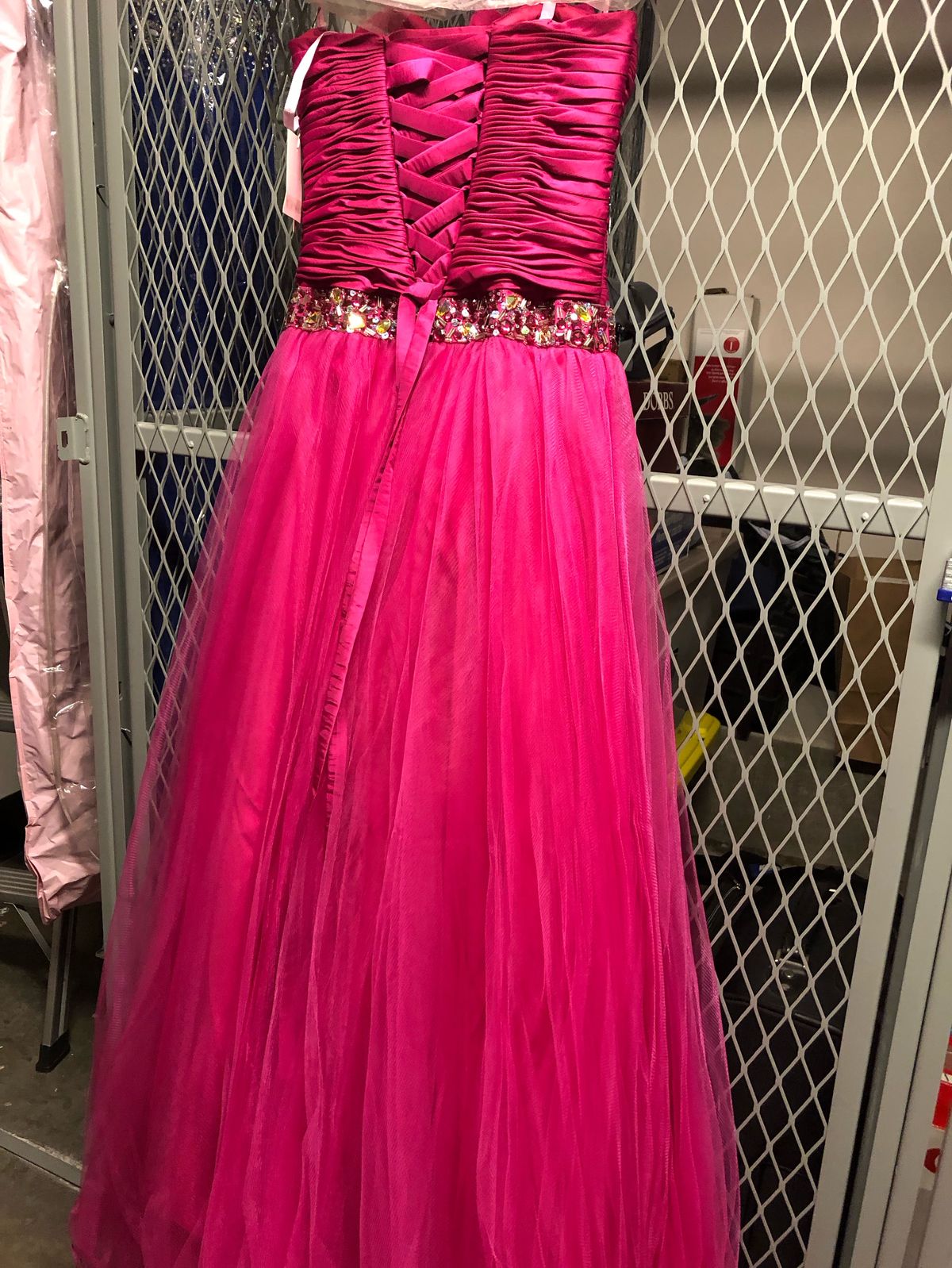 Size 6 Prom Pink A-line Dress on Queenly