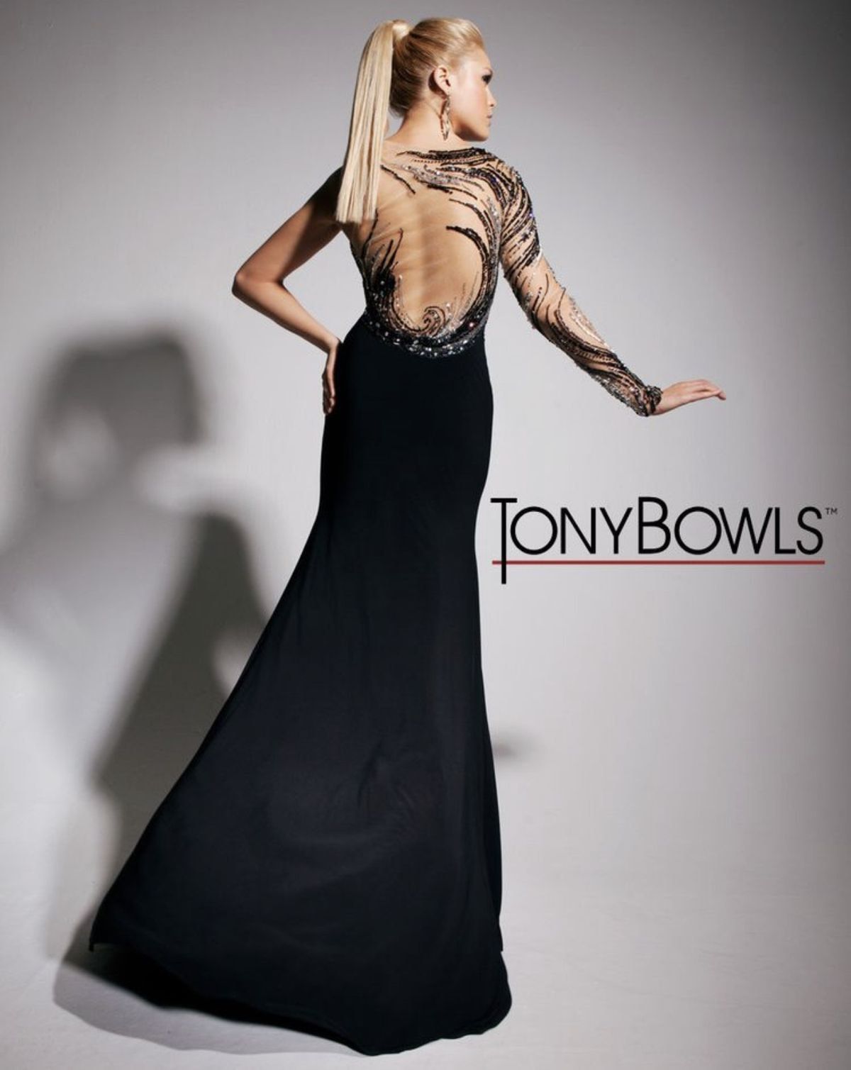 Tony Bowls Size 4 Prom One Shoulder Black Mermaid Dress on Queenly