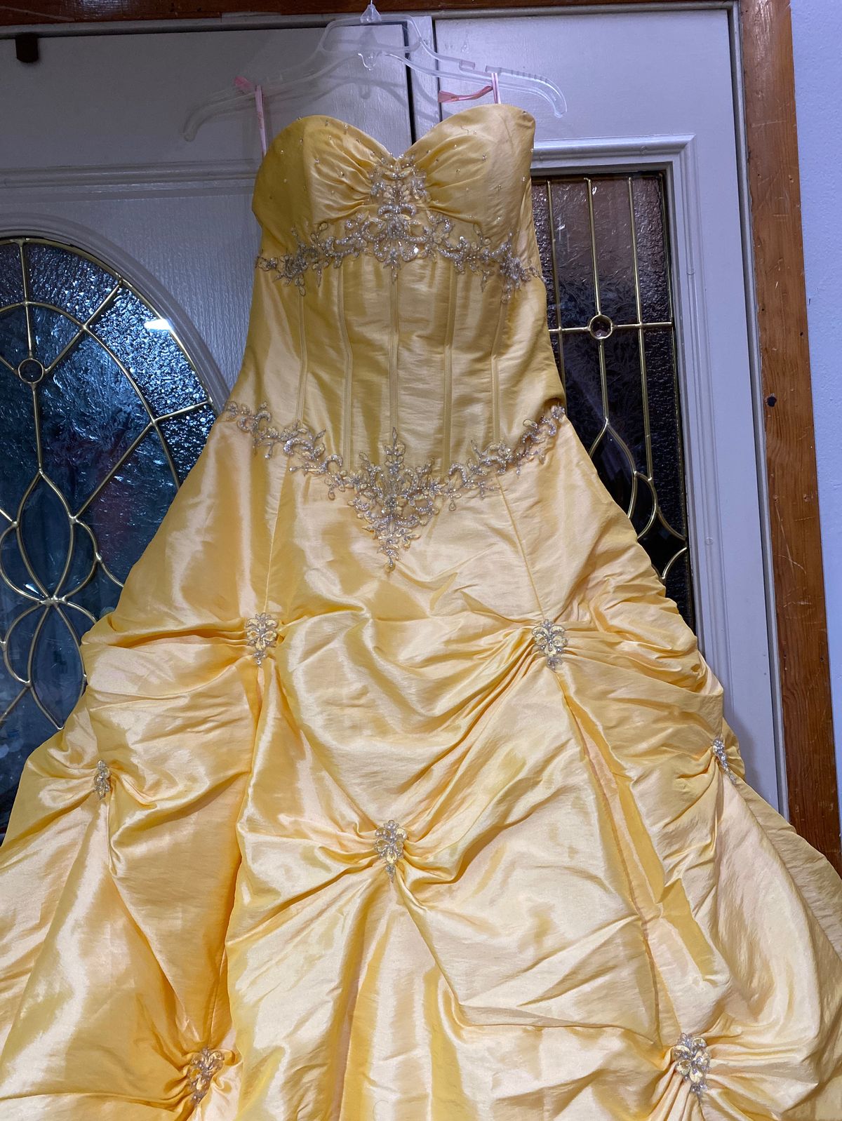 Size 10 Homecoming Yellow Ball Gown on Queenly