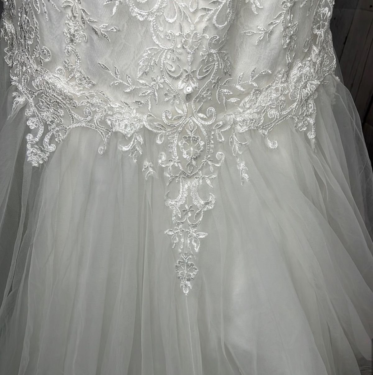 David's Bridal Size 14 Wedding White Mermaid Dress on Queenly