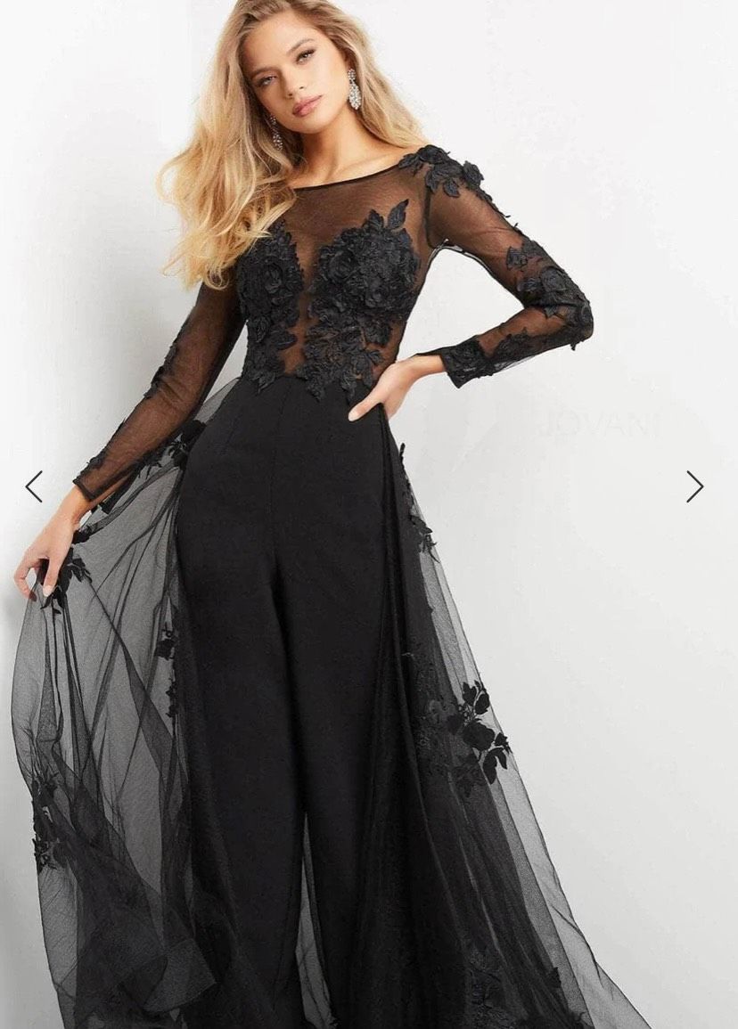 Jovani Size 0 Prom Plunge Lace Black Formal Jumpsuit on Queenly