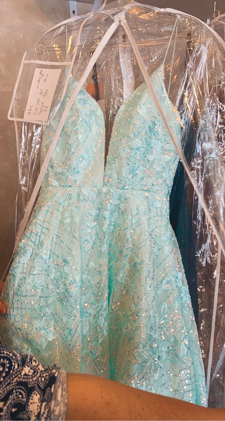 Amarra Size 0 Prom Blue Ball Gown on Queenly