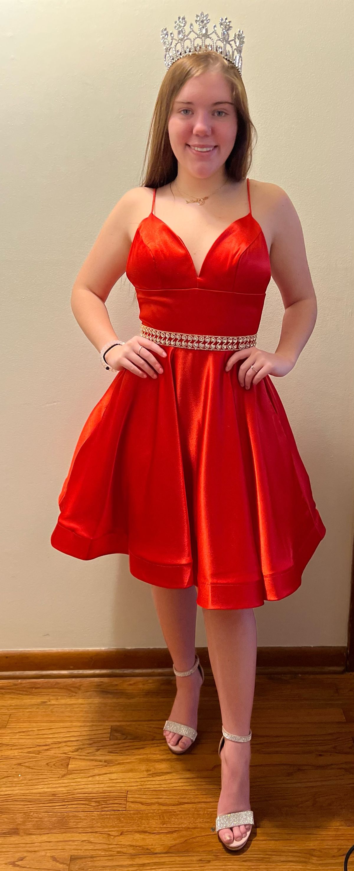 Jadore Size 4 Homecoming Red Cocktail Dress on Queenly