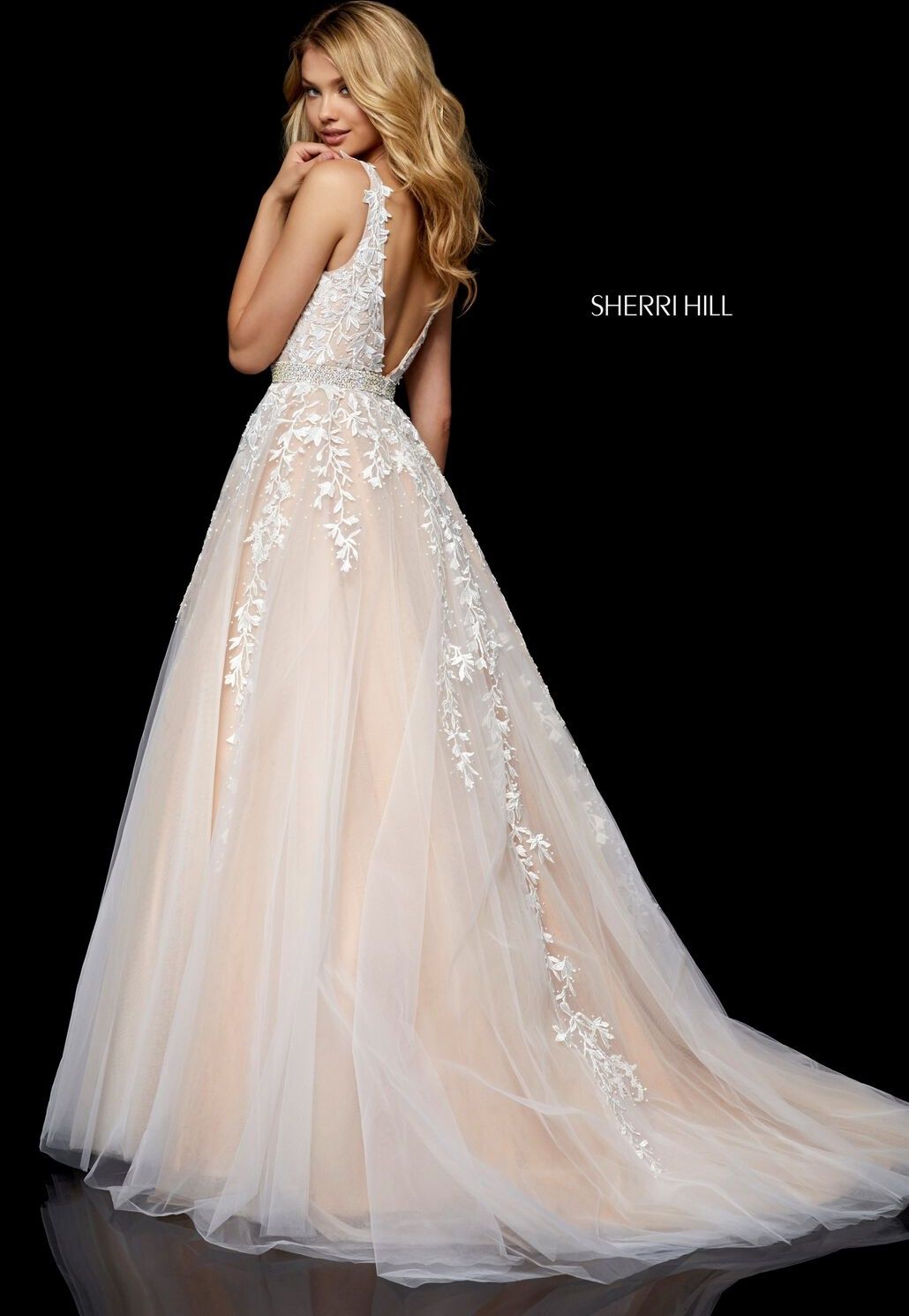 Style 11335 Sherri Hill Size 0 Prom Plunge Lace White Ball Gown on Queenly