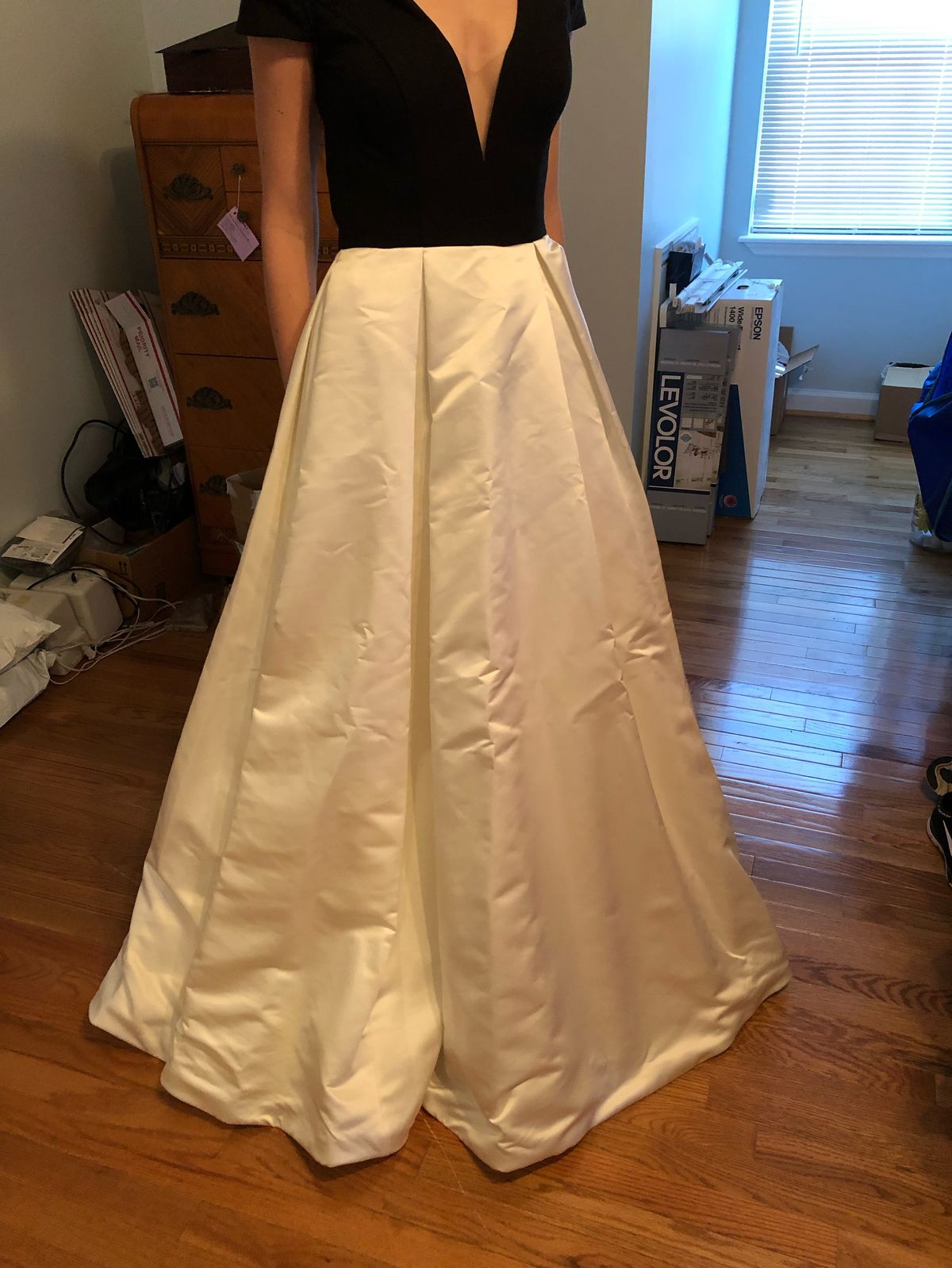 Jovani Size 4 Prom Cap Sleeve Satin White Ball Gown on Queenly