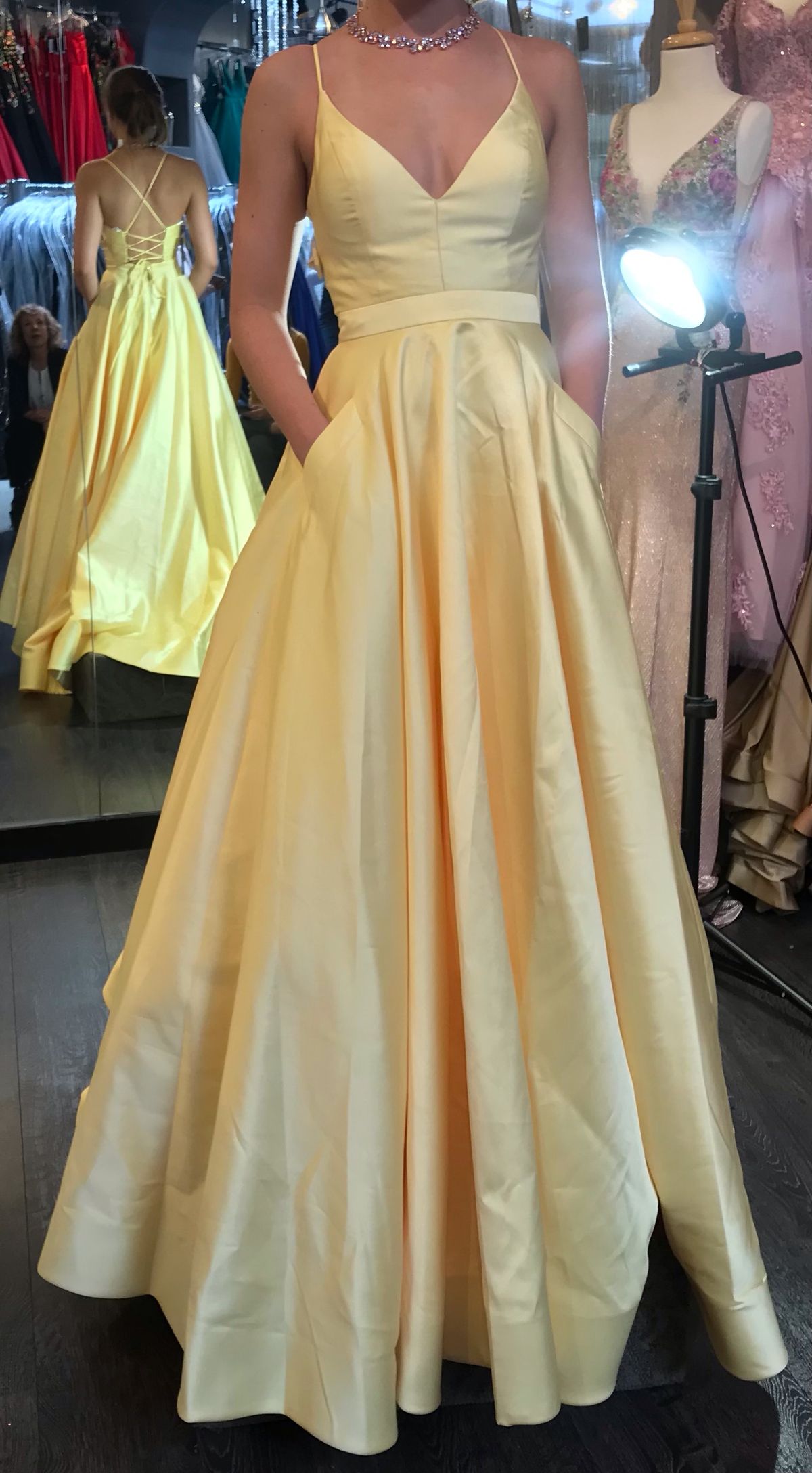 Sherri Hill Size 2 Prom Yellow A-line Dress on Queenly