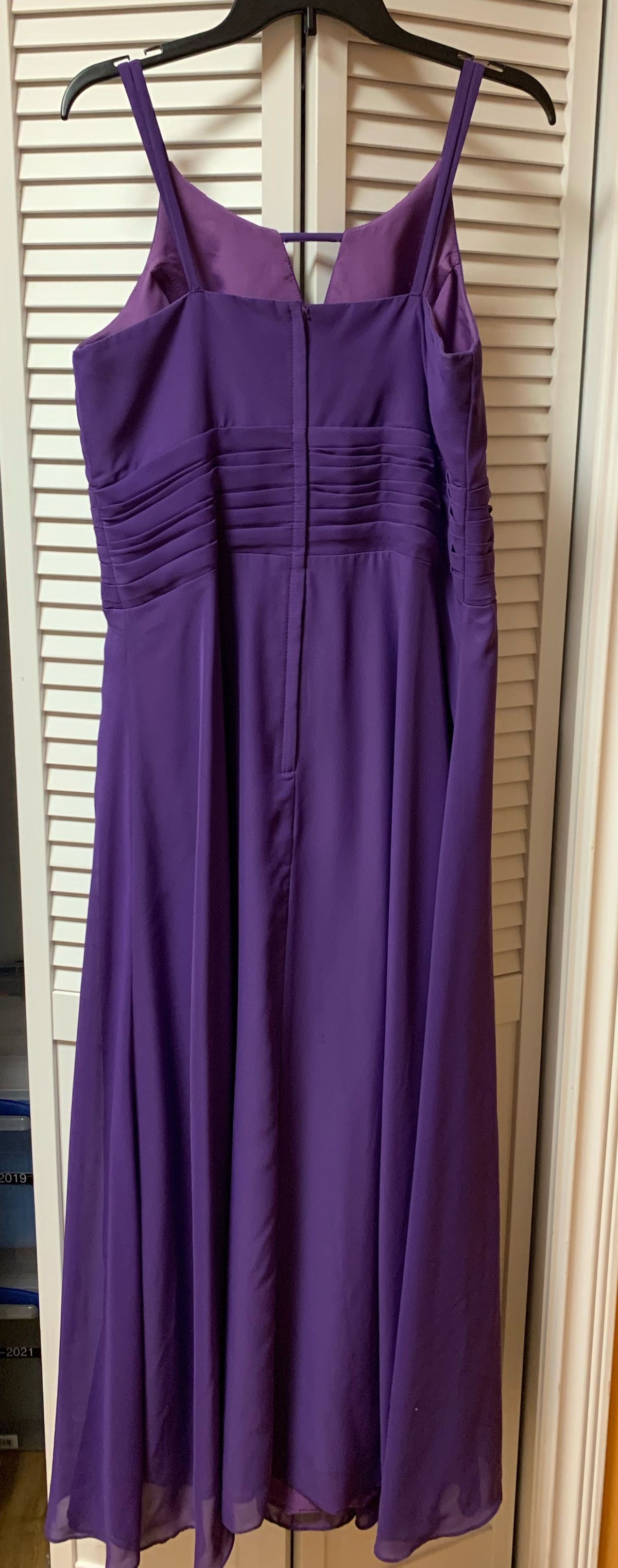 Plus Size 16 Prom Purple A-line Dress on Queenly