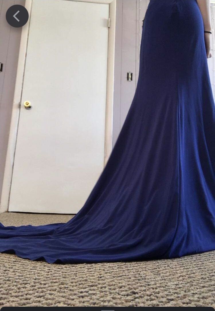 Size 4 Royal Blue Dress With Train on Queenly
