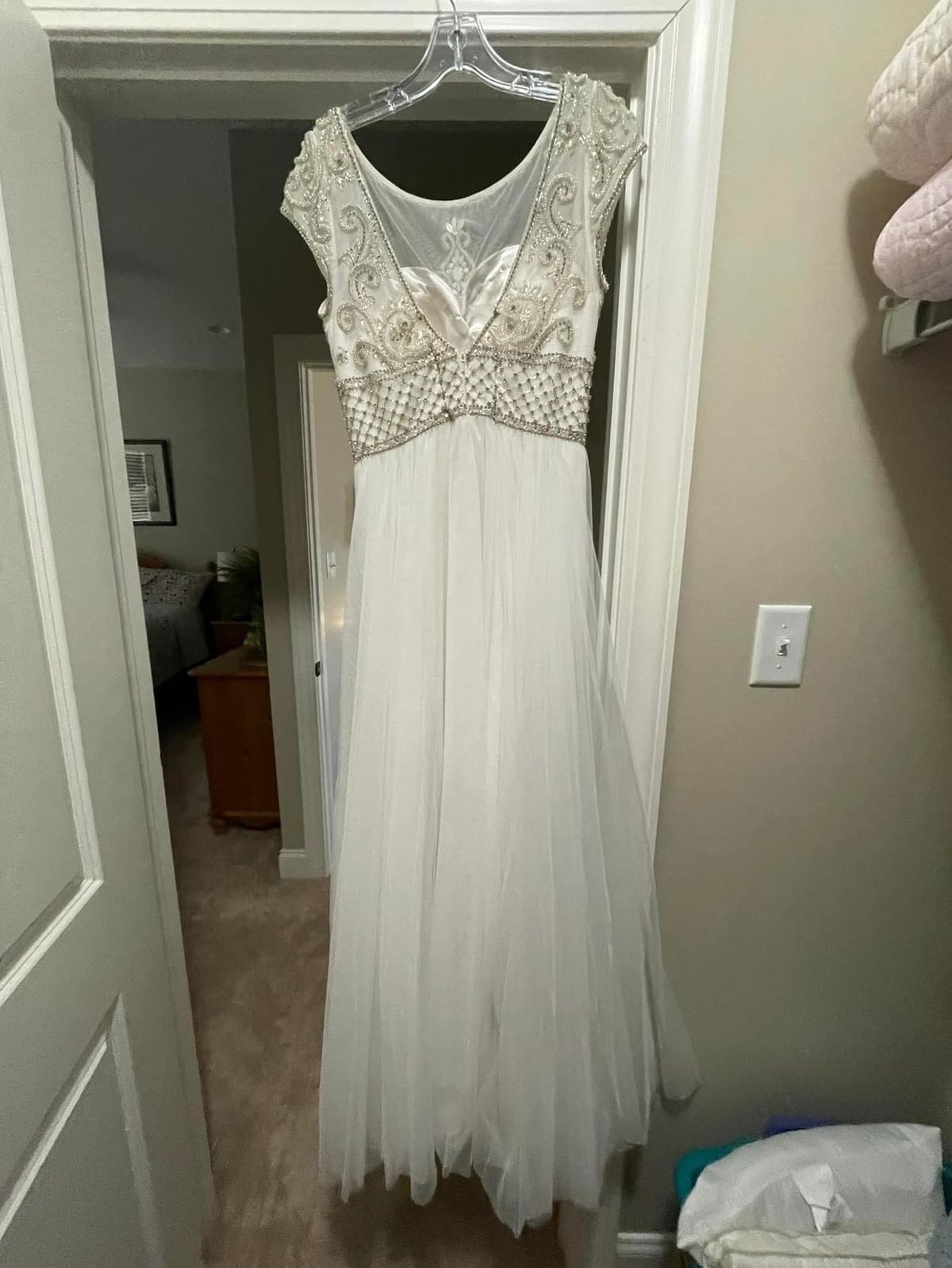 Sherri Hill Size 6 Prom Cap Sleeve Sequined White Floor Length Maxi on Queenly