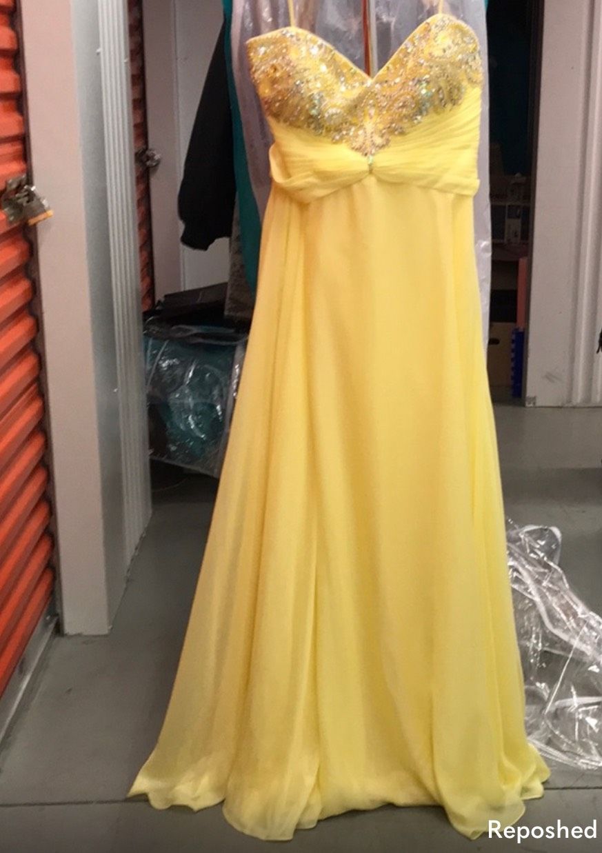 MoriLee Plus Size 22 Prom Yellow A-line Dress on Queenly