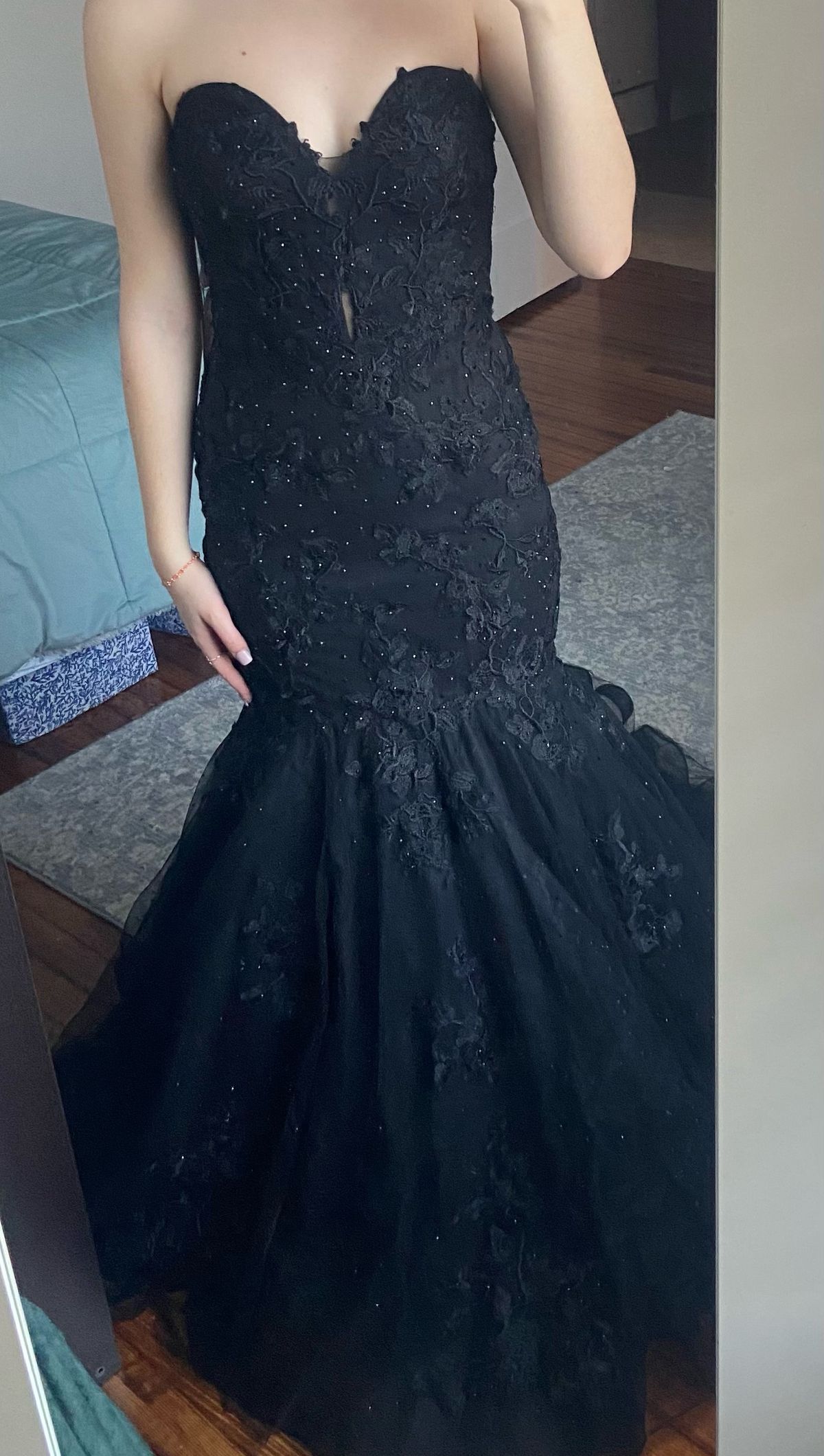 Jasz Couture Size 4 Prom Black Mermaid Dress on Queenly