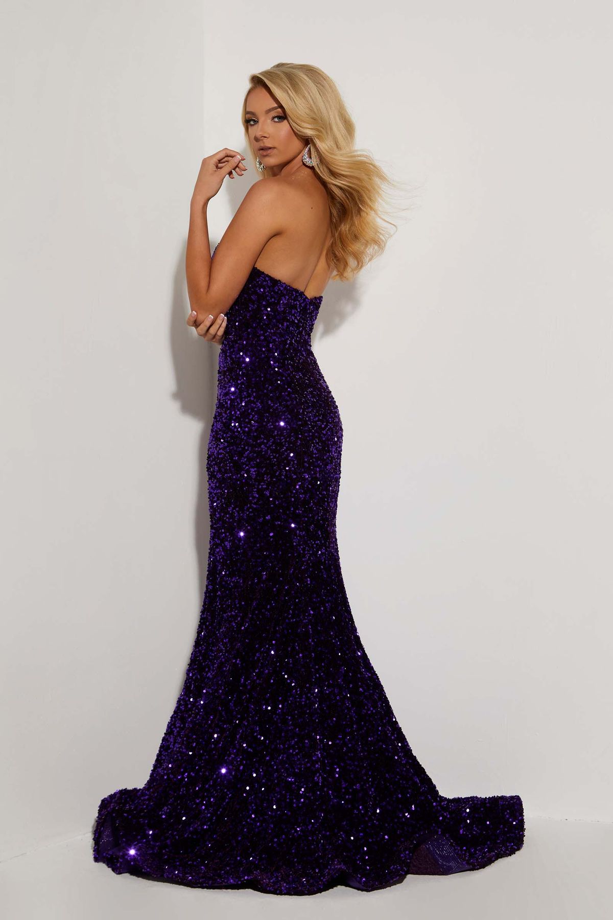 Style 7410 Jasz Couture Size 0 Sequined Purple Mermaid Dress on Queenly