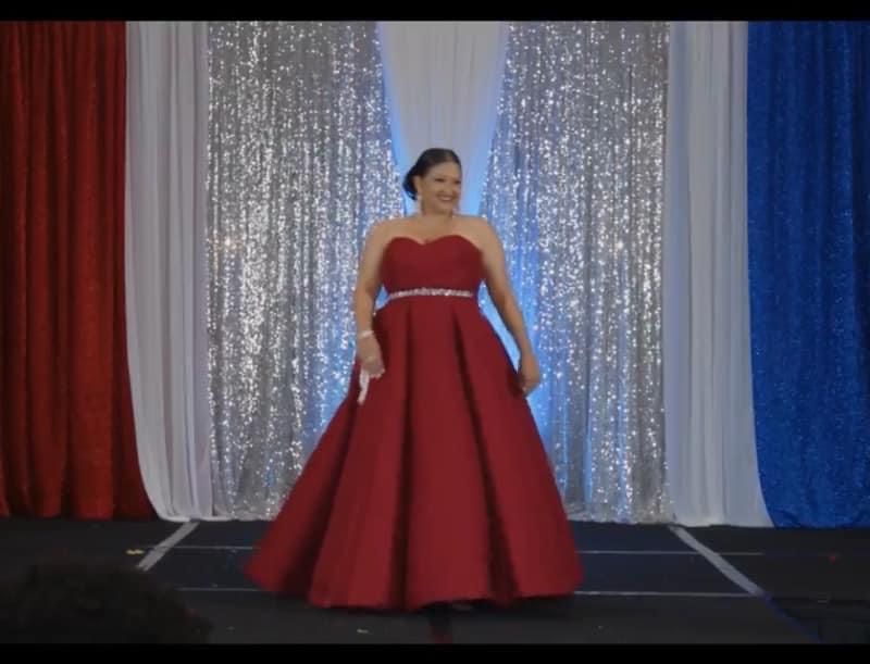 Plus Size 18 Red Ball Gown on Queenly