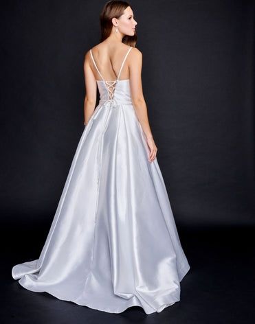 Style 1527 Nina Canacci Size 12 Wedding Satin White Ball Gown on Queenly