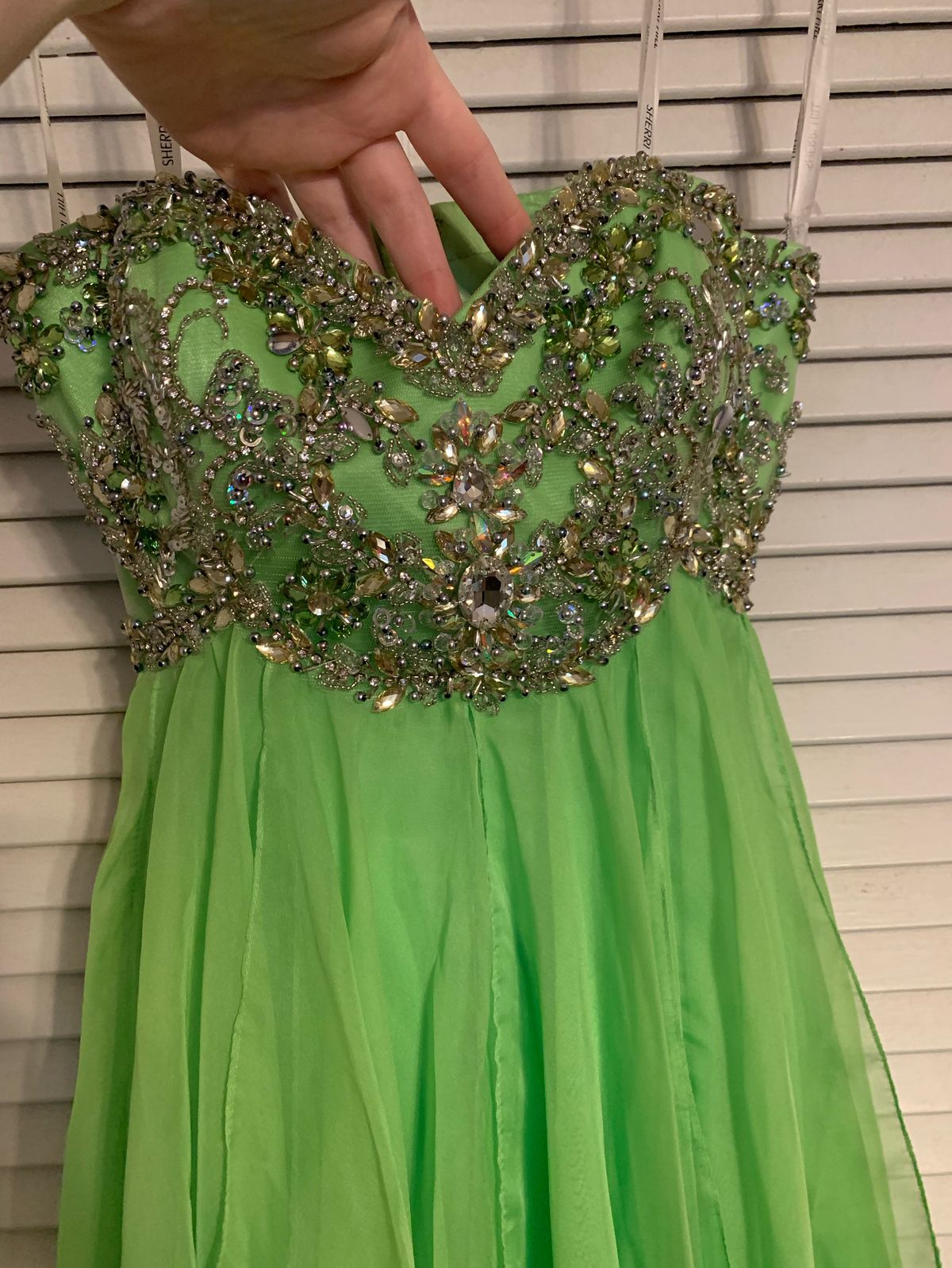 Sherri Hill Size 4 Prom Sequined Lime Green Cocktail Dress on Queenly