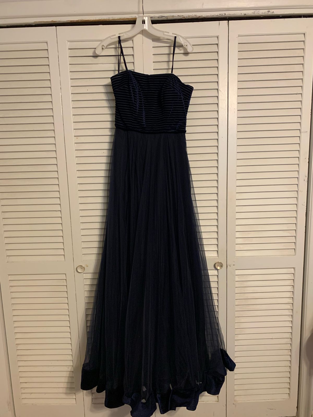 La Femme Size 10 Prom Blue Ball Gown on Queenly