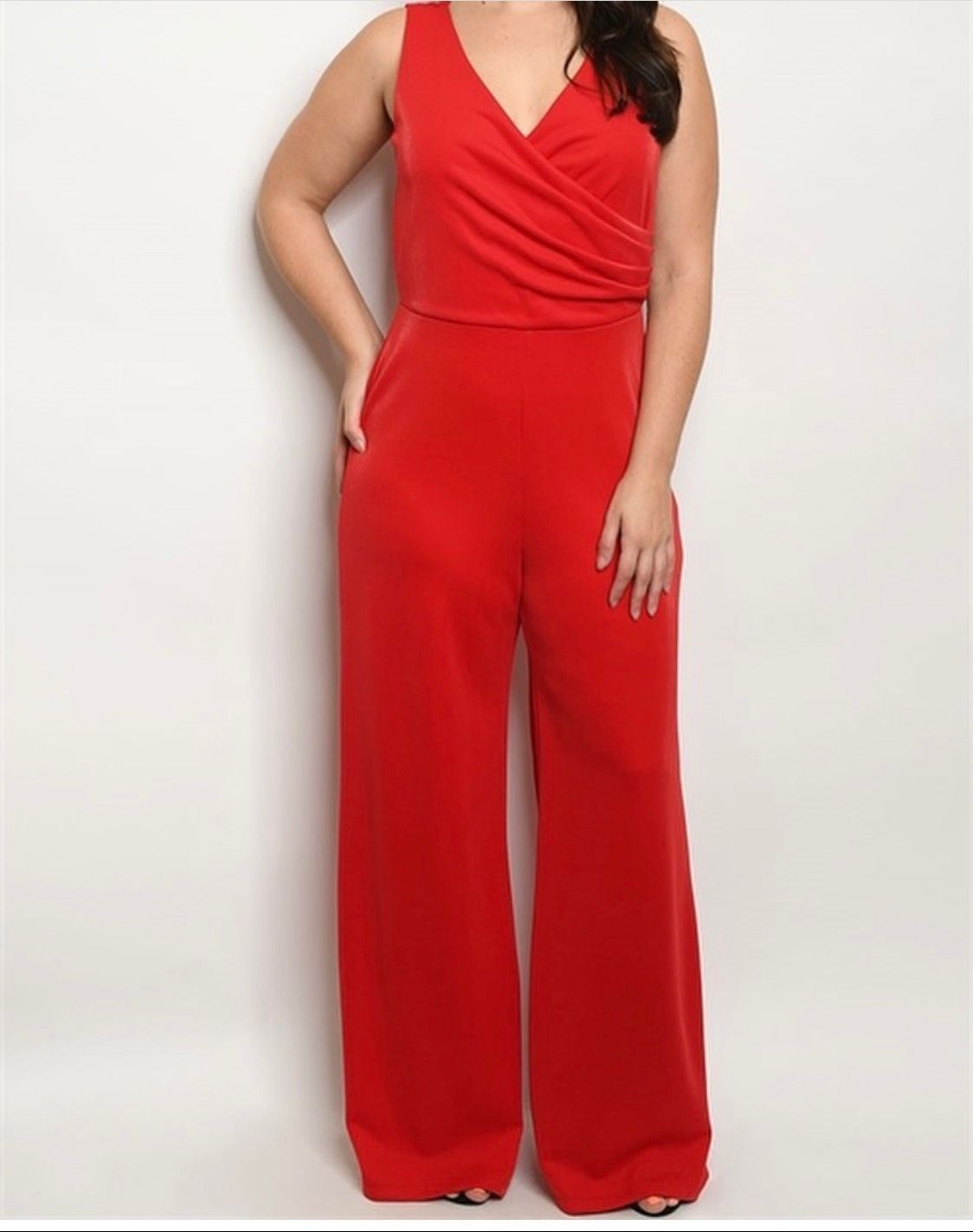 Plus Size 16 Prom Red Formal Jumpsuit on Queenly