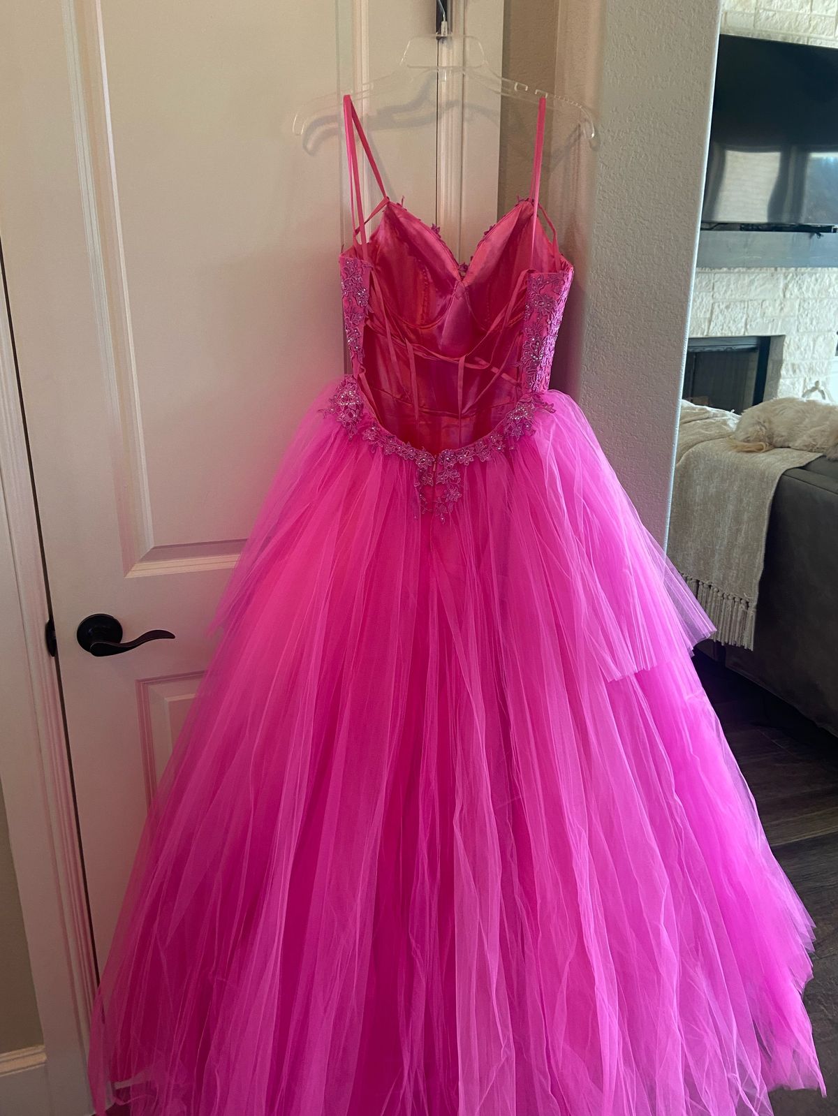 Ashley Lauren Size 8 Prom Lace Pink Ball Gown on Queenly
