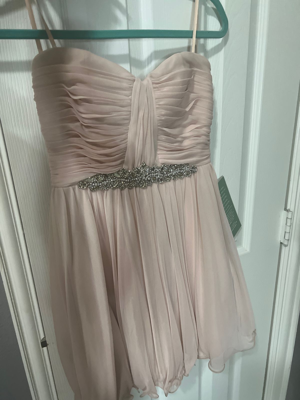 Size 0 Prom Nude A-line Dress on Queenly