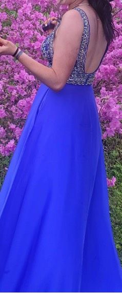 Size 6 Prom Royal Blue Dress With Train on Queenly