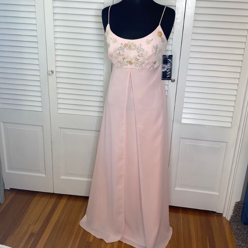 Faviana Size 8 Prom Sequined Pink Floor Length Maxi on Queenly