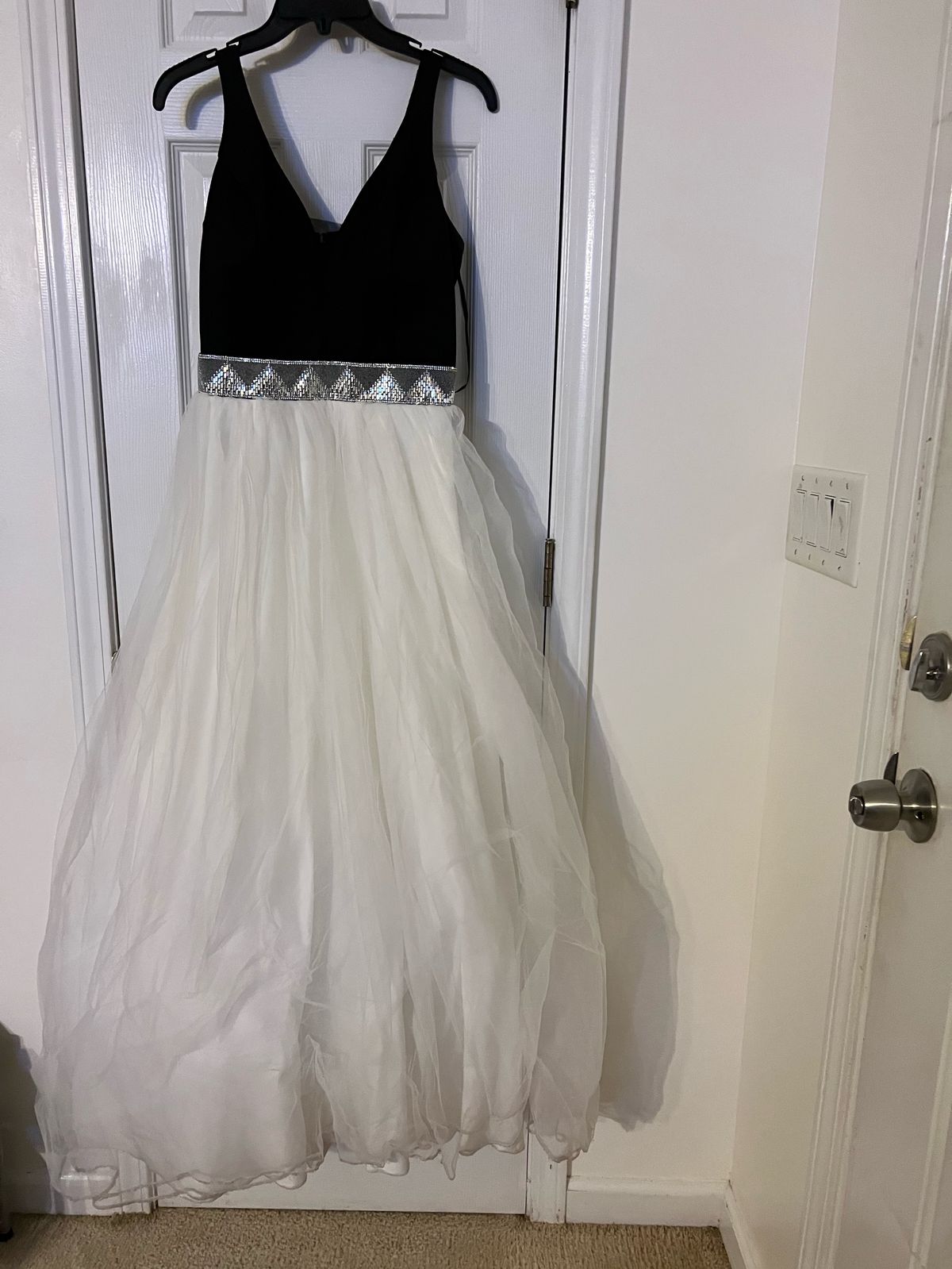 Speechless Size XL Prom Multicolor Ball Gown on Queenly