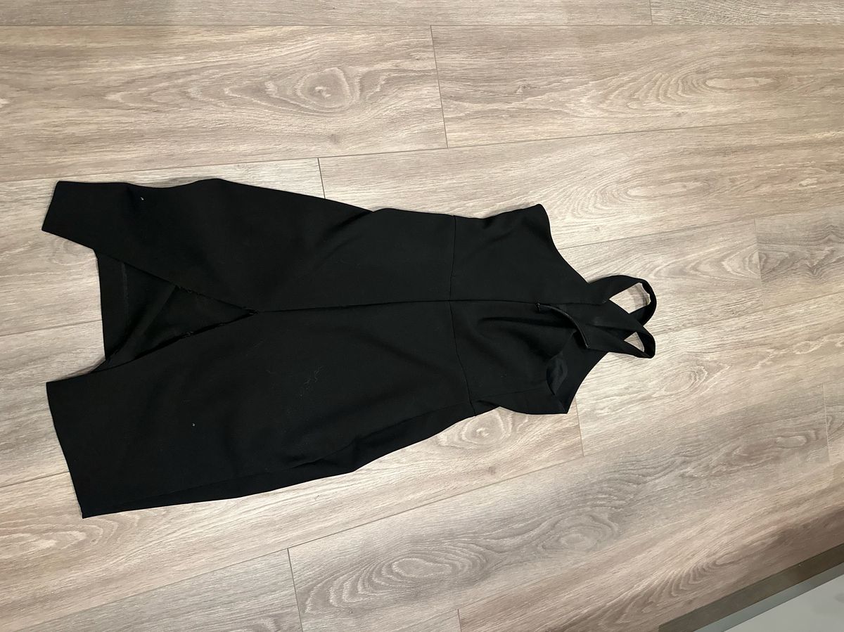 Size 8 Wedding Guest Black Cocktail Dress on Queenly