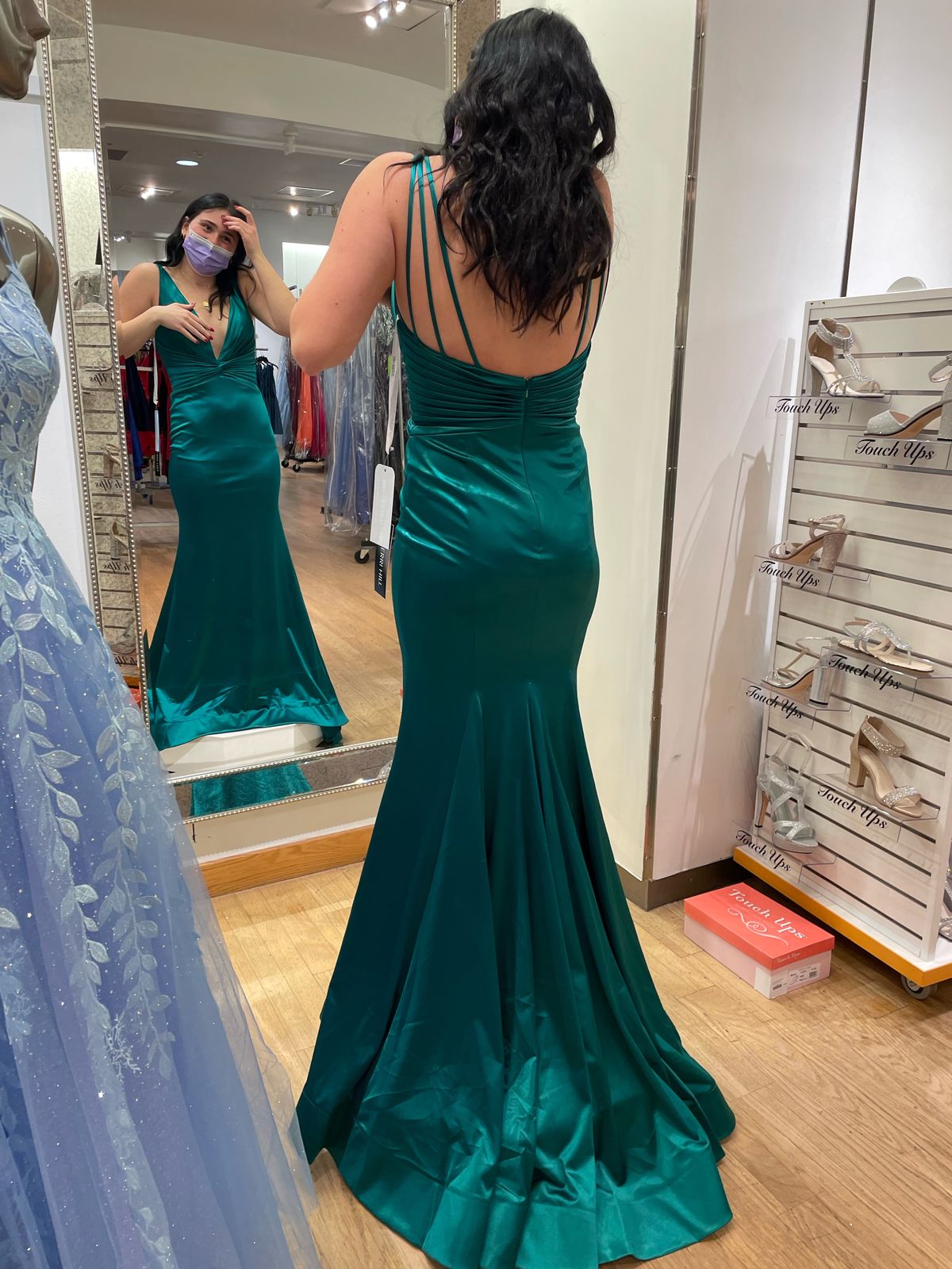 Sherri Hill Size 6 Prom Satin Green Mermaid Dress on Queenly