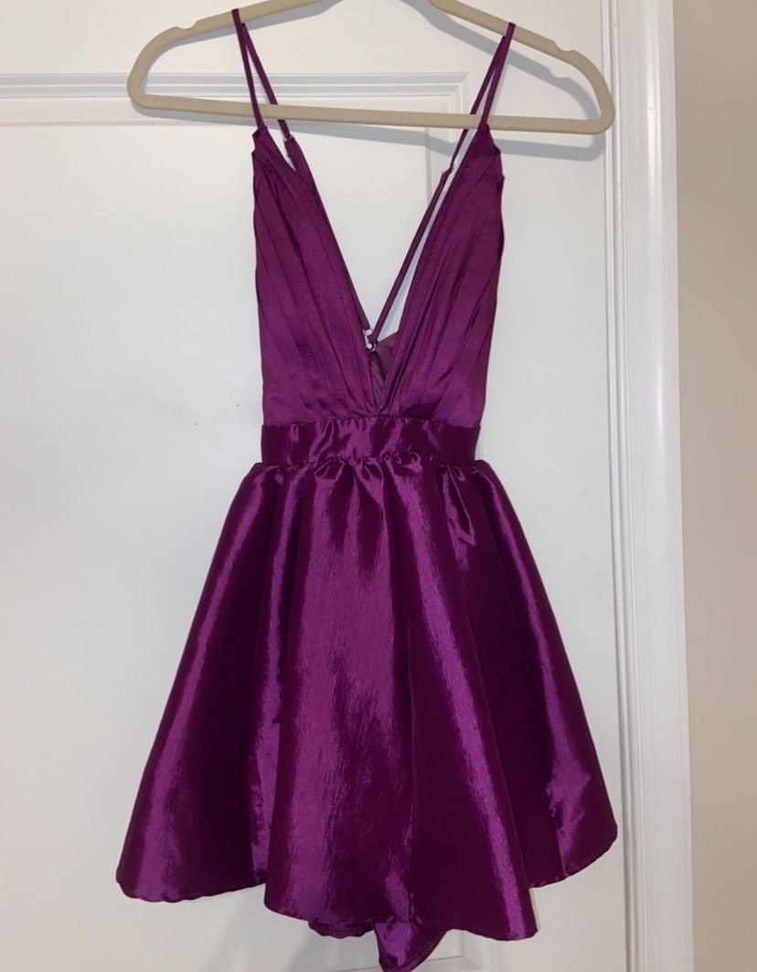 Promgirl Size 0 Purple Cocktail Dress on Queenly