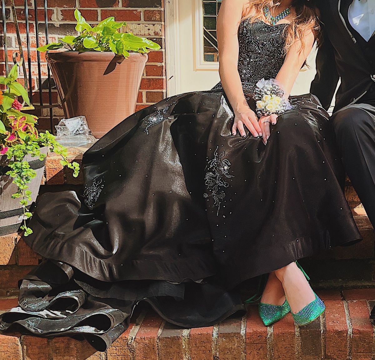 Amarra Size 4 Prom Sequined Black Ball Gown on Queenly