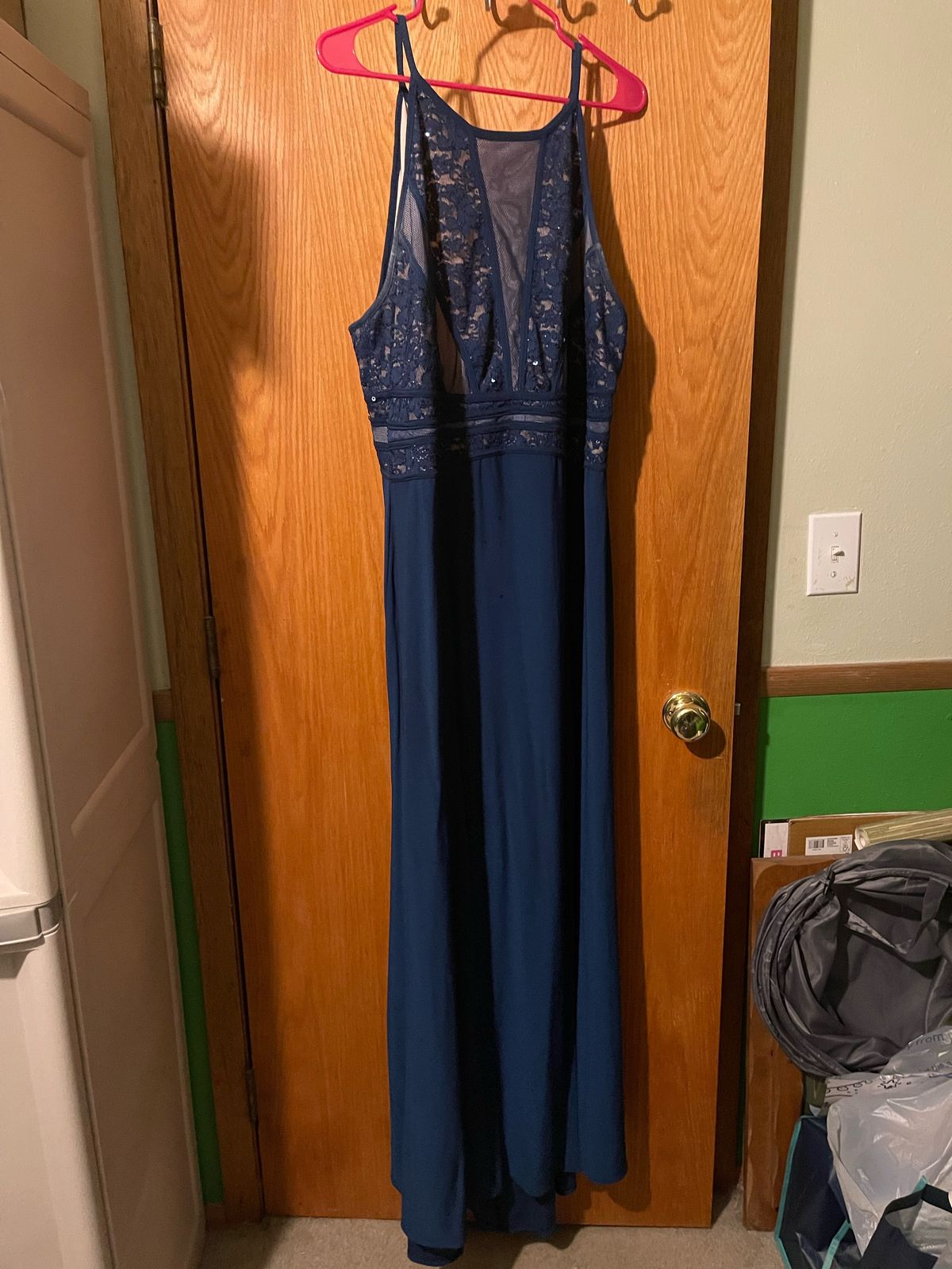 Plus Size 20 Prom Blue Floor Length Maxi on Queenly