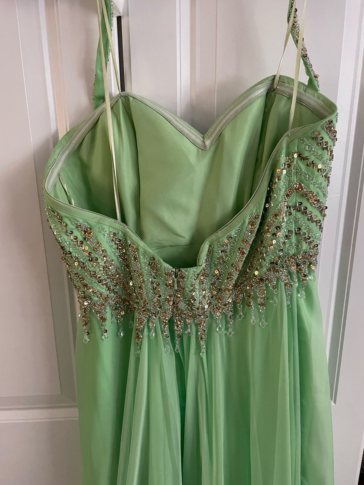 Faviana Size 10 Prom Green Floor Length Maxi on Queenly