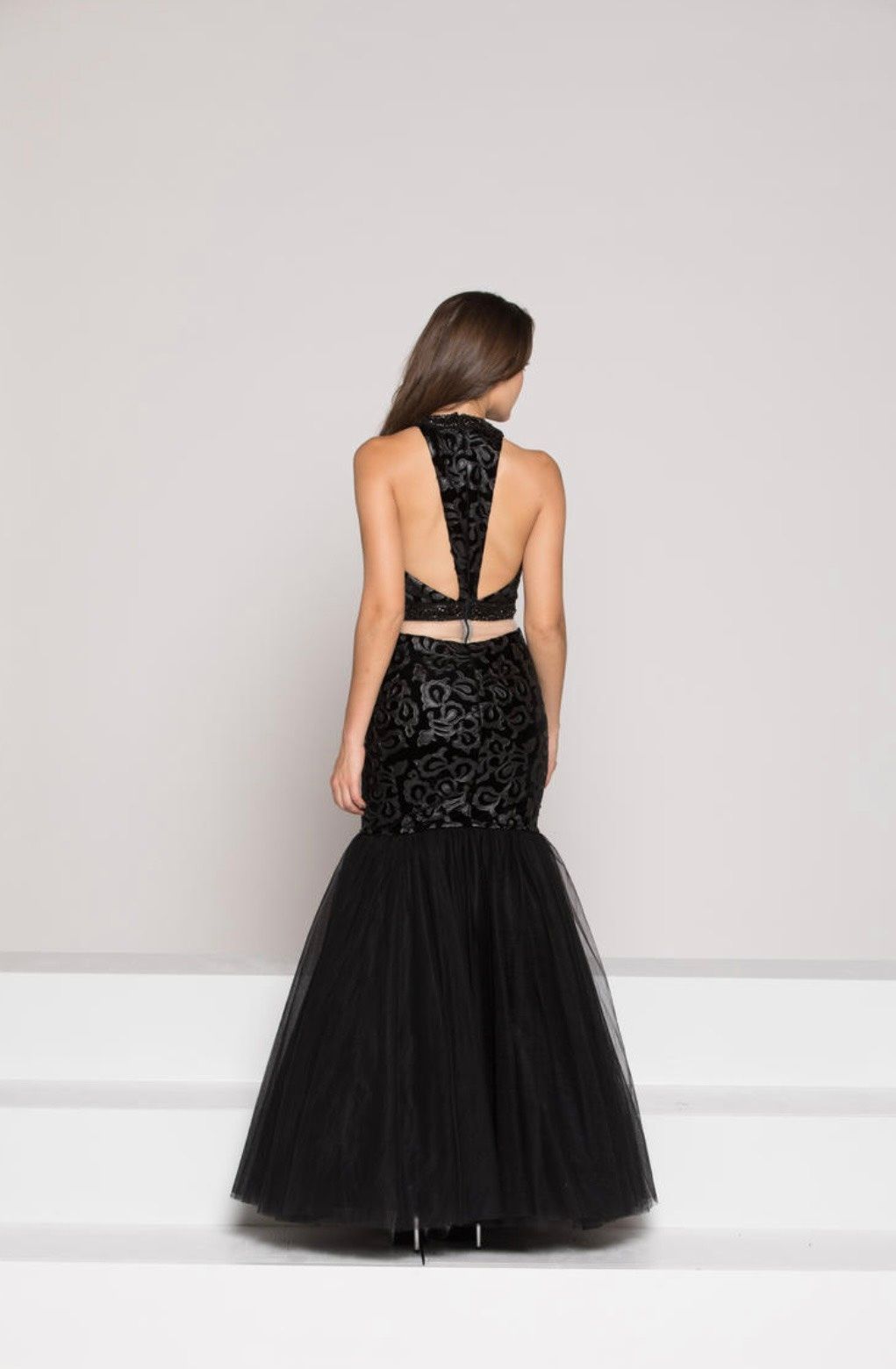 Colors Size 0 Prom Black Mermaid Dress on Queenly
