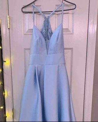 David's Bridal Size 8 Prom Blue Side Slit Dress on Queenly