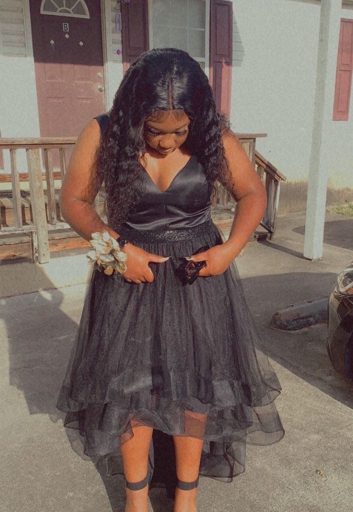 Plus Size 16 Prom Black A-line Dress on Queenly