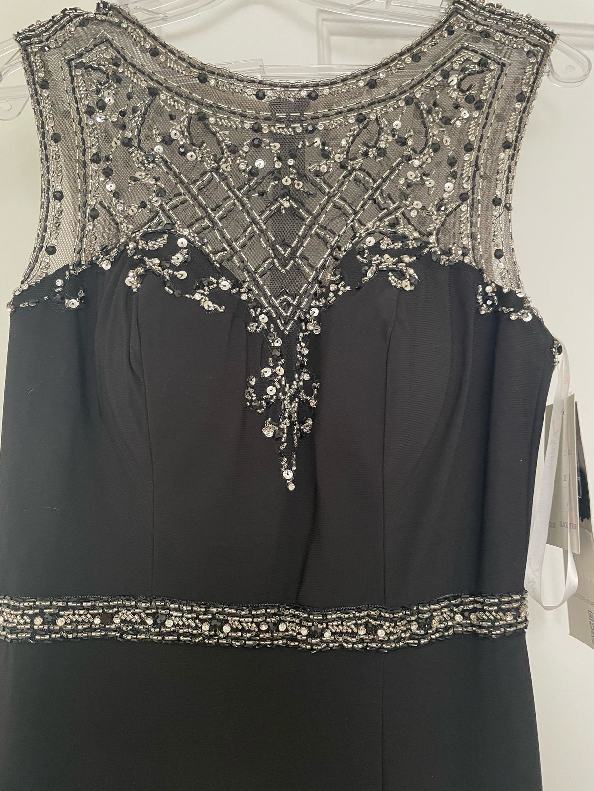 Size 6 Prom Black Side Slit Dress on Queenly