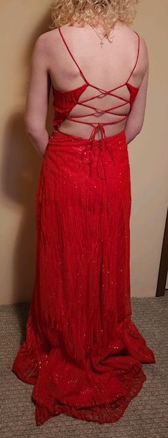 LA Merchandise Size 2 Prom Red Ball Gown on Queenly