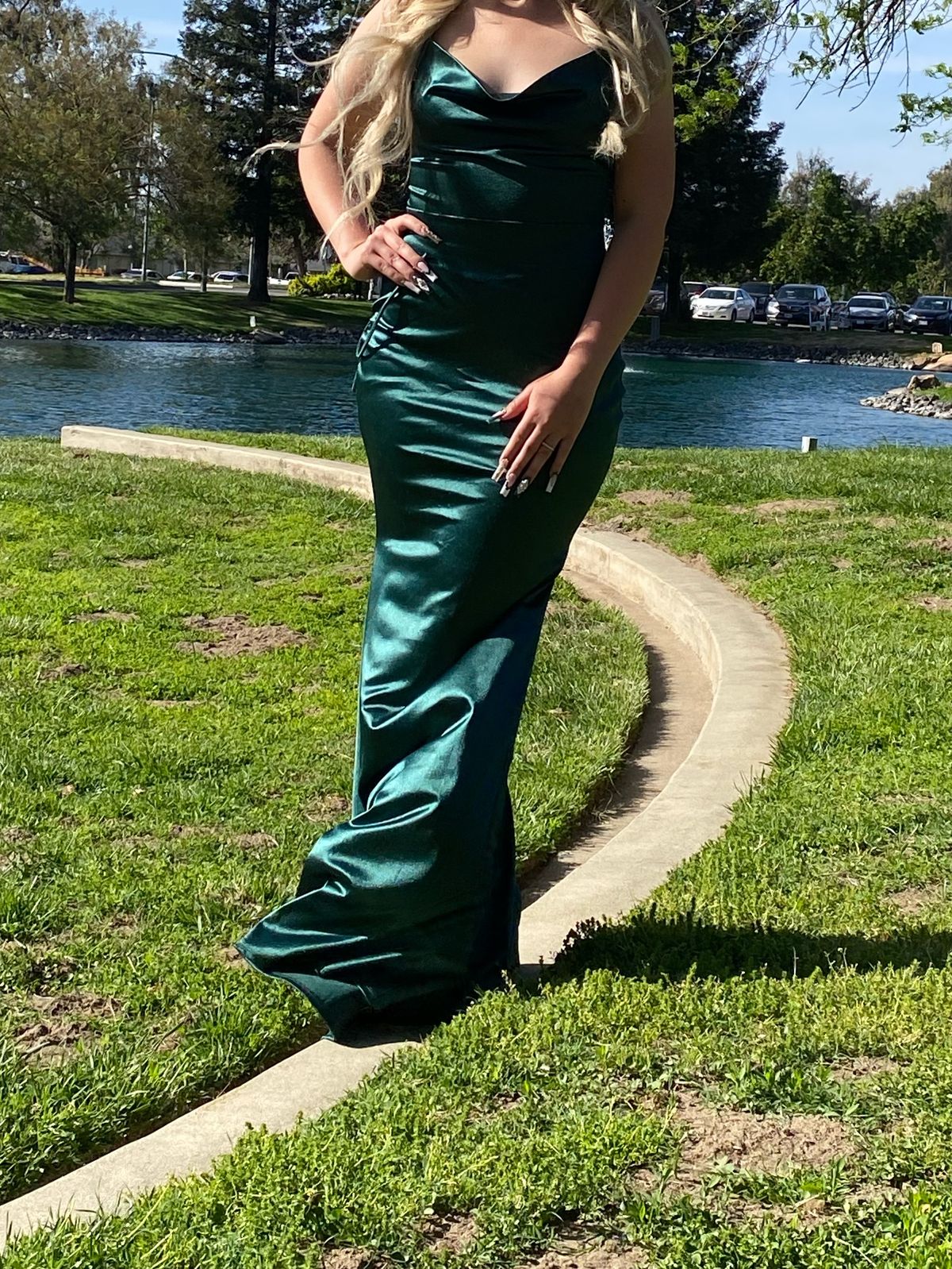Windsor Size 8 Prom Green Floor Length Maxi on Queenly