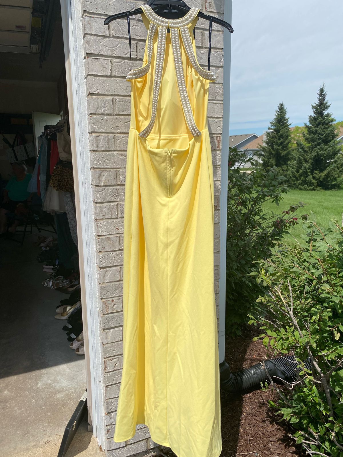 Speechless Size 6 Prom Yellow Floor Length Maxi on Queenly