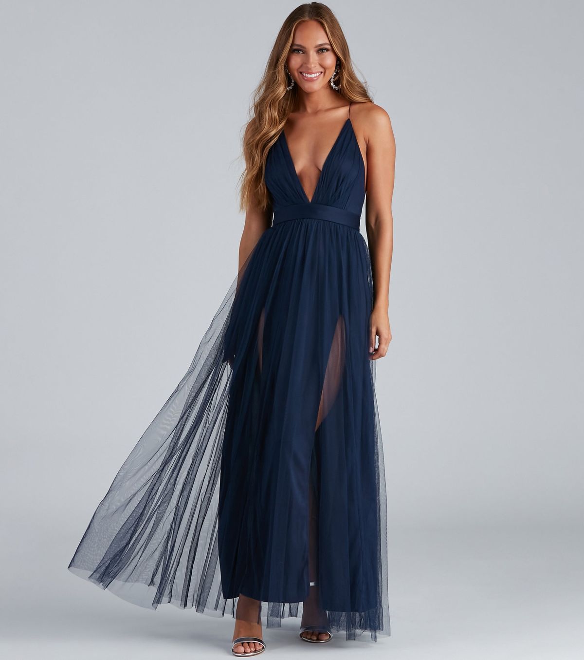 Style 05002-5195 Windsor Size S Bridesmaid Plunge Sequined Blue Side Slit Dress on Queenly